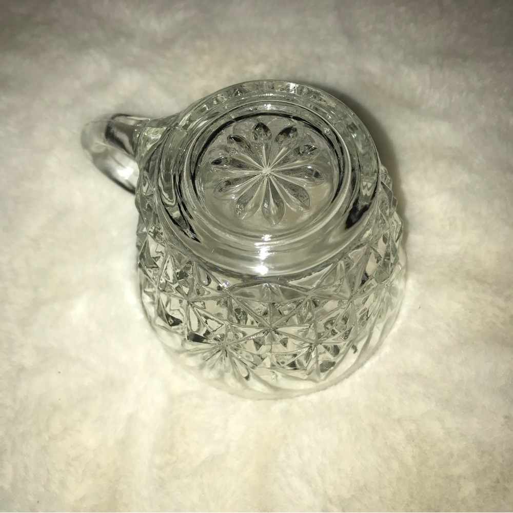 Vintage Anchor Hocking 12 Cups (Part of the Arlington Design Punch Set)